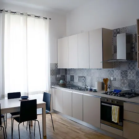 Casa 95 게스트하우스 3*